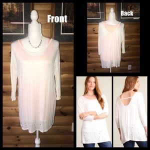 Ivory “hole punch” top- SO soft. New never worn